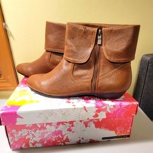 Chinese Laundry Ankle Boots Brown